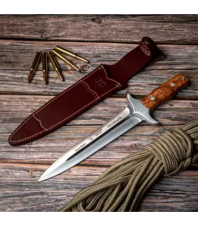 Cuchillo Montería de remate, mango olivo ⚔️