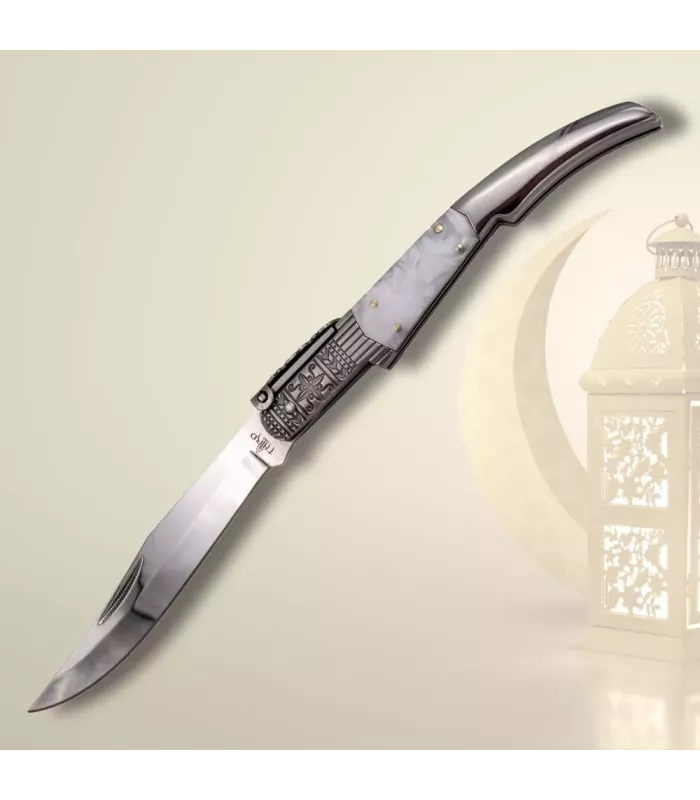 Navaja Carraca Serie Perla mit Gravuren ⚔️