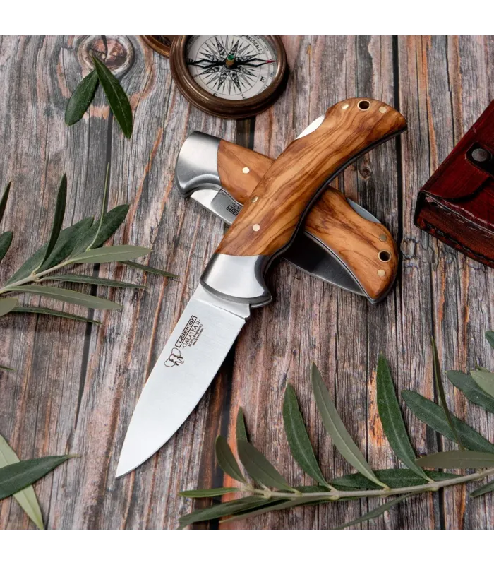 Jagdmesser mit Olivenholzgriff, Klingenlänge 9,5 cm. ⚔️