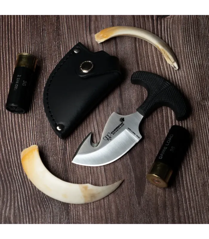 Couteau tactique avec manche en caoutchouc, lame de 8 cm ⚔️