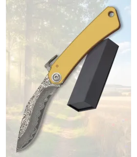 Albainox Folding Pocket Knife with 67-Layer Damascus Blade and Brass Handles ⚔️