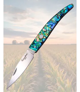 Coltello Punta Tramuntana con manico in madreperla e acrilico