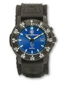 Reloj Smith Wesson Police con la esfera azul 223x300 - Orologi tattici e militari
