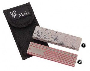 Piedras para afilar cuchillos y navajas de grano medio y de diamante 300x237 - Come utilizzare la pietra per affilare