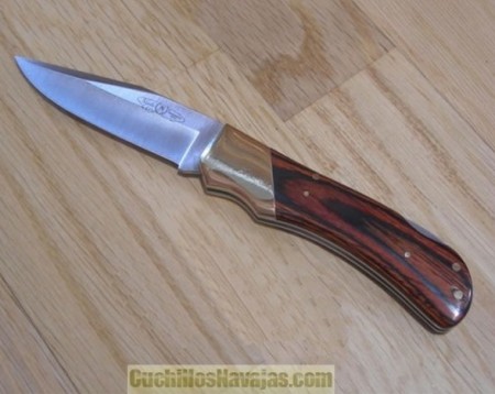 NAVAJA DE CAZA 450x358 - I migliori coltellini da caccia